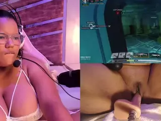 Mhia-Rey's Live Sex Cam Show