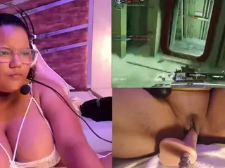 Mhia-Rey's Live Sex Cam Show