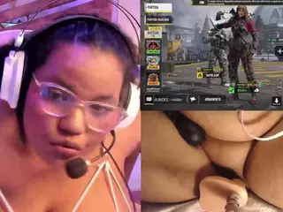 Mhia-Rey's Live Sex Cam Show
