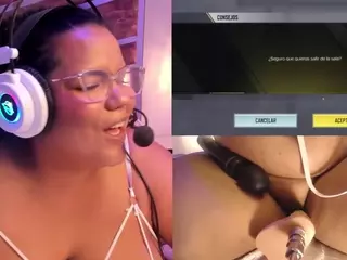 Mhia-Rey's Live Sex Cam Show