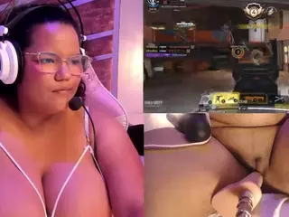 Mhia-Rey's Live Sex Cam Show