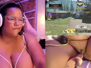 Mhia-Rey's Live Sex Cam Show