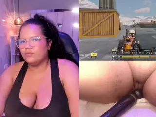 Mhia-Rey's Live Sex Cam Show
