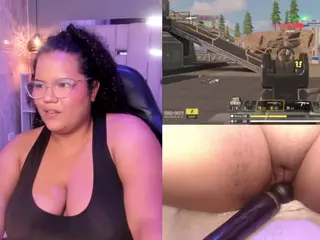 Mhia-Rey's Live Sex Cam Show