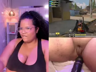 Mhia-Rey's Live Sex Cam Show