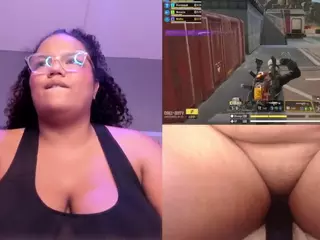 Mhia-Rey's Live Sex Cam Show