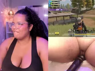 Mhia-Rey's Live Sex Cam Show