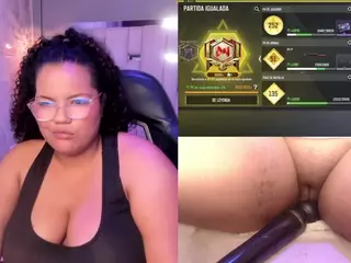 Mhia-Rey's Live Sex Cam Show