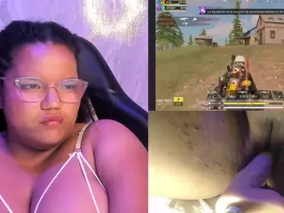 Mhia-Rey's Live Sex Cam Show