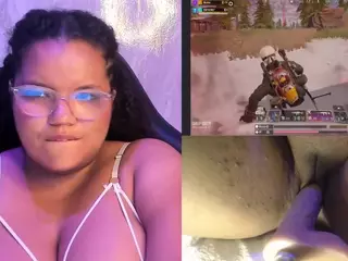 Mhia-Rey's Live Sex Cam Show
