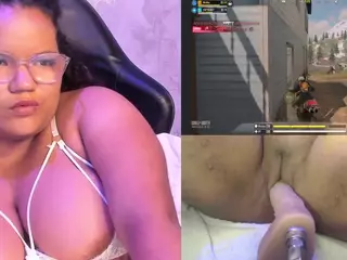 Mhia-Rey's Live Sex Cam Show