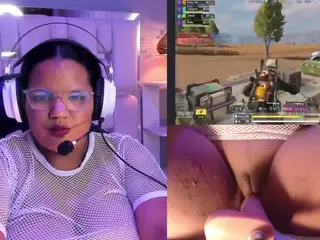 Mhia-Rey's Live Sex Cam Show