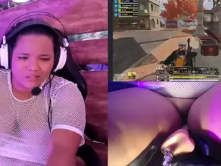 Mhia-Rey's Live Sex Cam Show