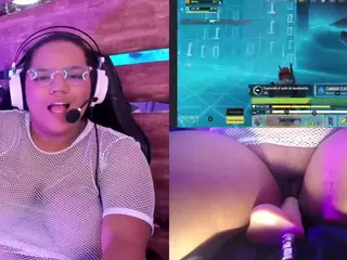 Mhia-Rey's Live Sex Cam Show