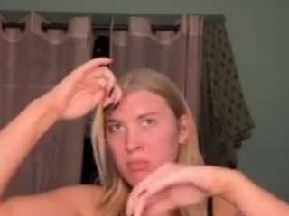 thelittlebambii webcam model