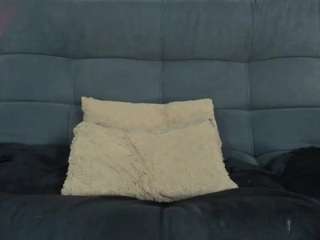  vicky-kitty chat room
