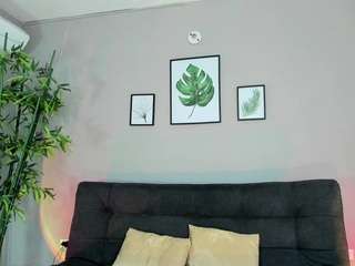 vicky-kitty from CamSoda is Freechat