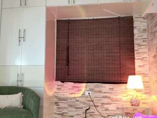  vicky-kitty chat room