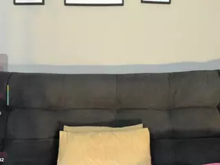 vicky-kitty's Live Sex Cam Show