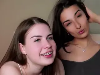 DollyFerrett's Live Sex Cam Show