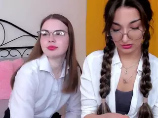 DollyFerrett's Live Sex Cam Show