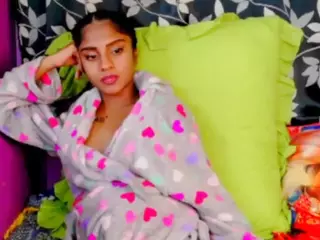 indiansumaya's Live Sex Cam Show