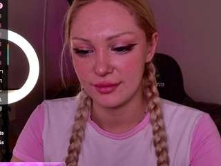 aleksacandy Live Webcam on CamSoda