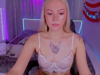 AleksaCandy's Live Sex Cam Show