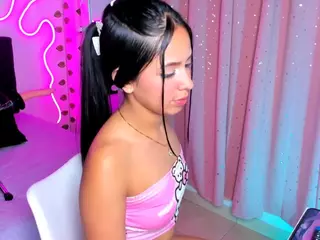 Ciamsth's Live Sex Cam Show