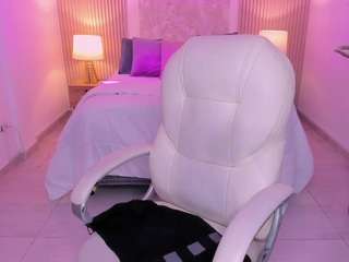 saramonttes's profile image