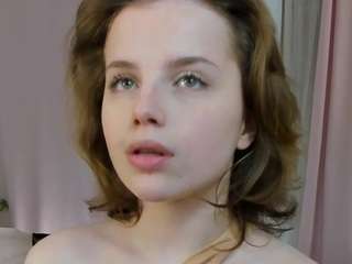 gabiaddams, female webcam model,  years old, on live webcam
