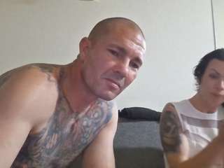  me-n-megan chat room