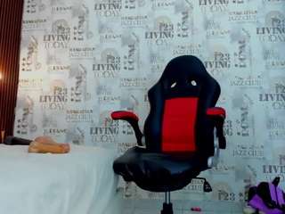 analisefletcher live cam profile