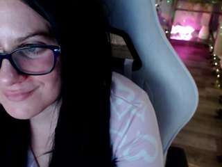 bellastar84's CamSoda show and profile