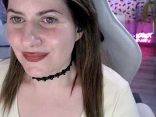 Model ini sedang live sekarang. bellastar84