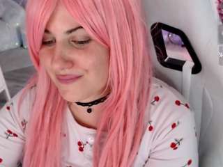 bellastar84 live webcam show