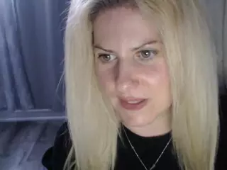 Bellastar84's Live Sex Cam Show