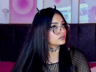 hinata-01 Live Webcam on CamSoda