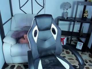  kileyhot chat room