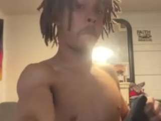 letzjustbreez Live Webcam on CamSoda