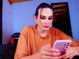 paradisetranss Sex Cam Show
