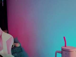 SharonBoone live cam preview