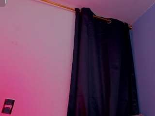 SharonBoone live cam preview