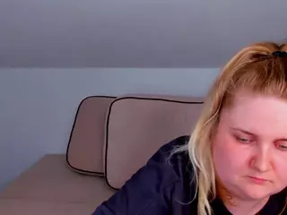 Andrea's Live Sex Cam Show