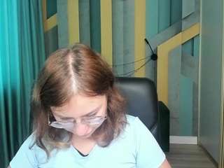 AngelinaLow