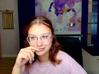 angelinalow webcam