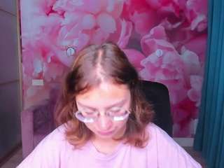angelinalow webcam