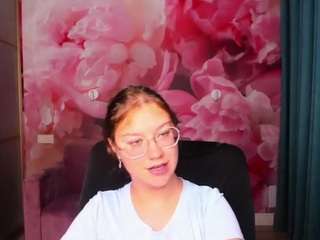 AngelinaLow