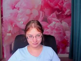 AngelinaLow