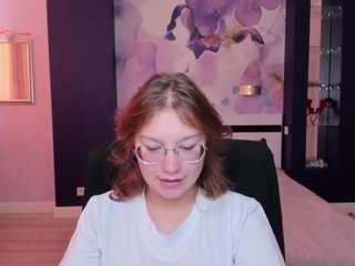 AngelinaLow
